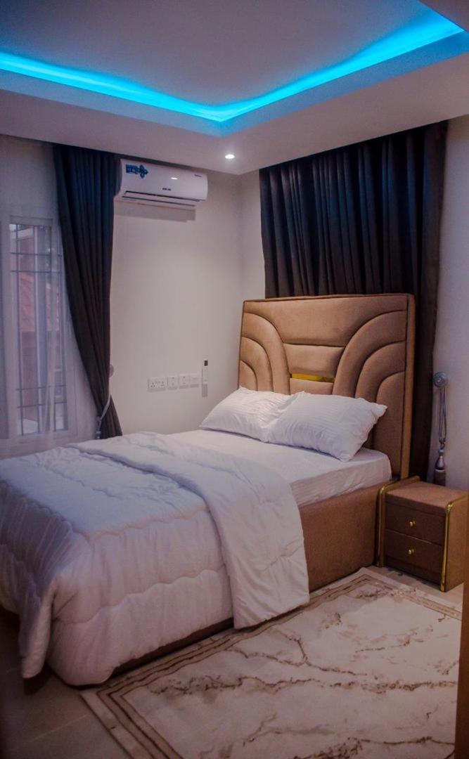 House 103 Abuja Apartment ภายนอก รูปภาพ