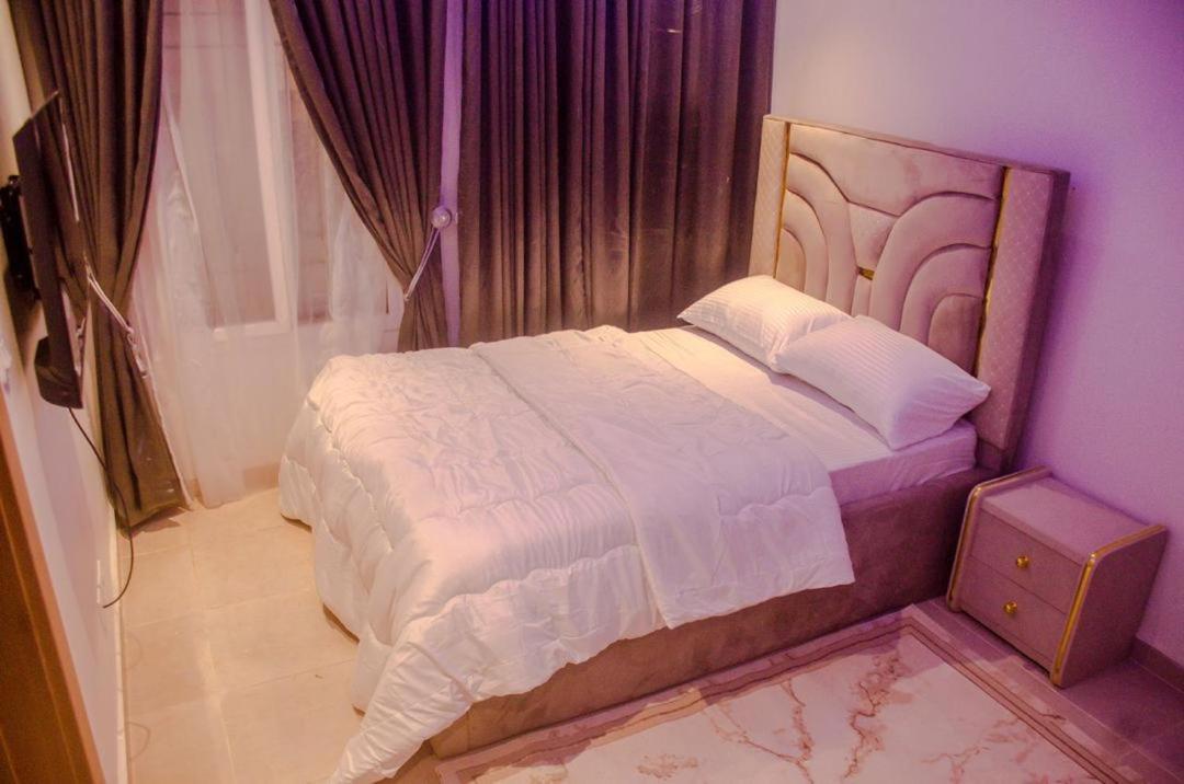 House 103 Abuja Apartment ภายนอก รูปภาพ