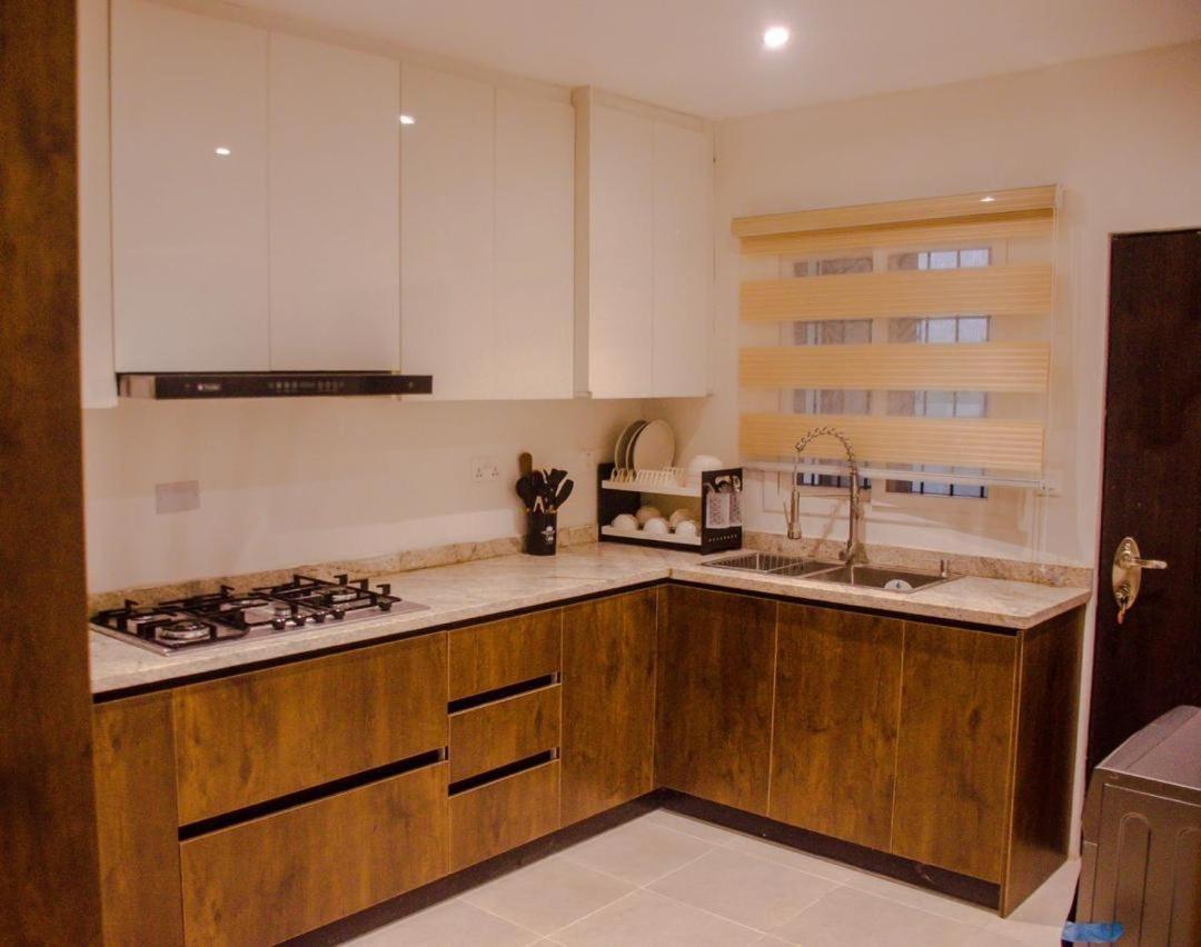 House 103 Abuja Apartment ภายนอก รูปภาพ